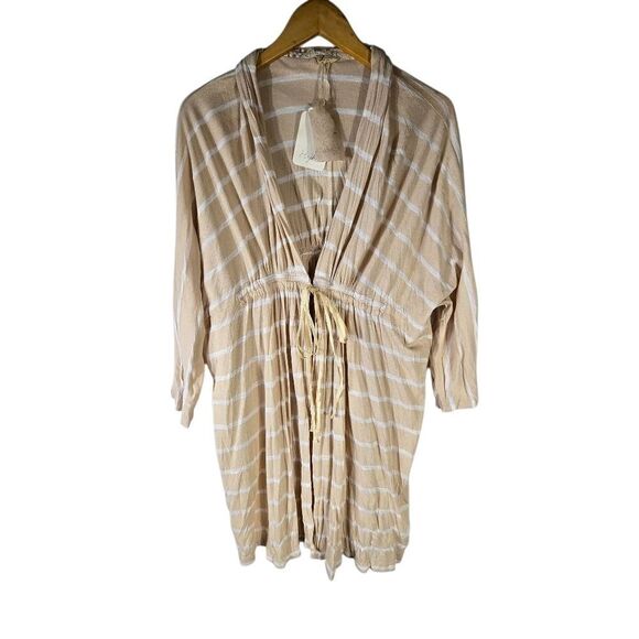 Hyku Tops - Chic Beige Striped Women's Robe